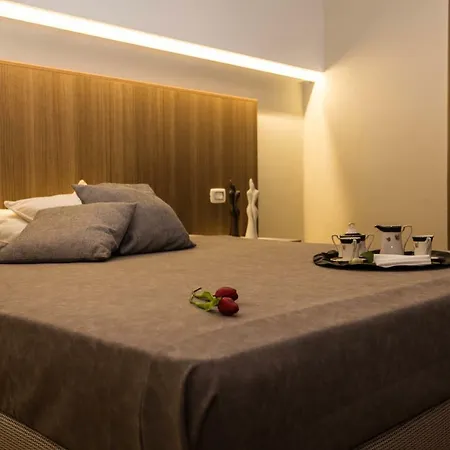 Le Affacciate Bruzie Home Guest House-3